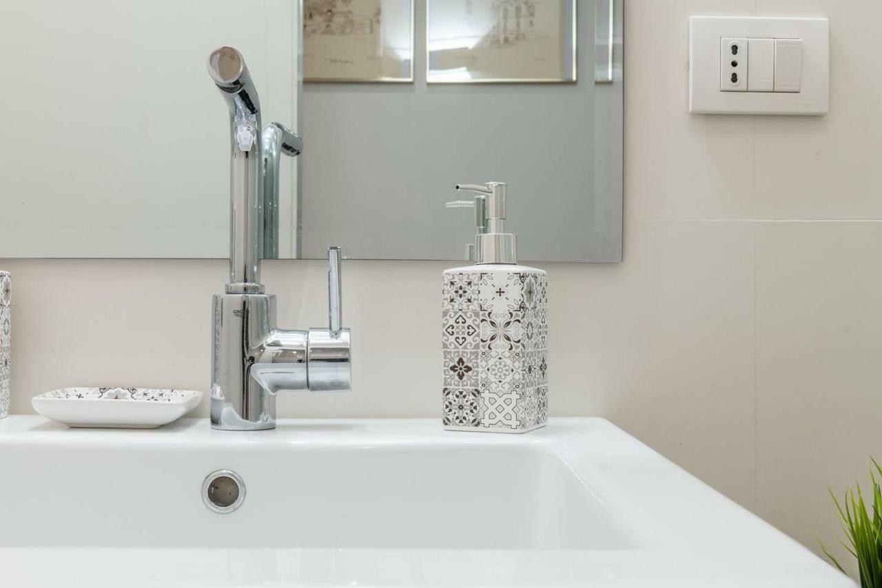 Mirti Boutique Apartment Heart Cagliari Luaran gambar